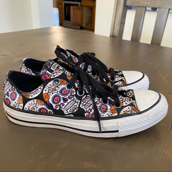 converse mexican skull